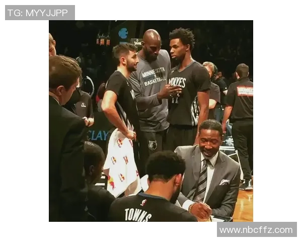 凯文独家采访足球明星揭秘他们的训练生活与比赛心路历程