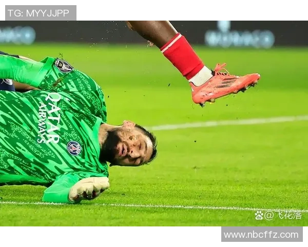 足球明星家庭暴力事件引发社会关注视频曝光引发热议