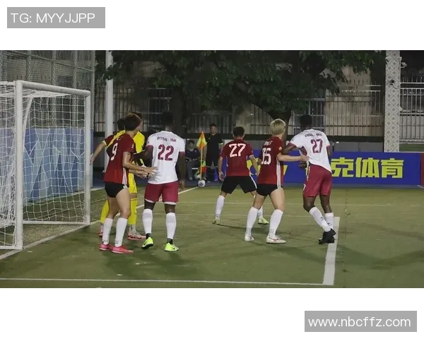 老足球明星精彩瞬间回顾图片集锦展现他们的风采与激情