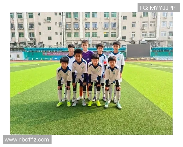 武汉足球明星亲临新东方与学子分享成长故事与足球梦想